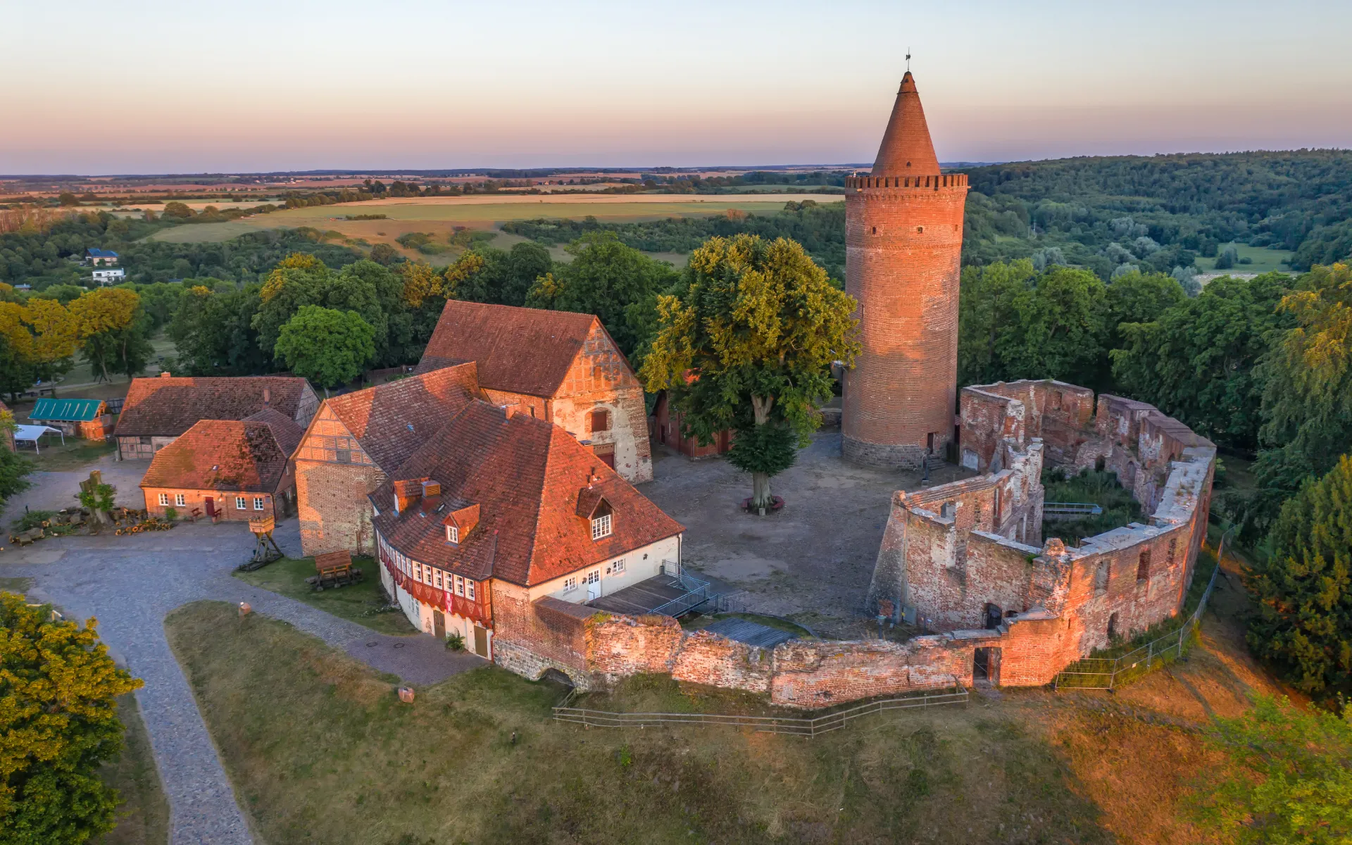 Burg Stargard (Region Neubrandenburg / Neustrelitz)